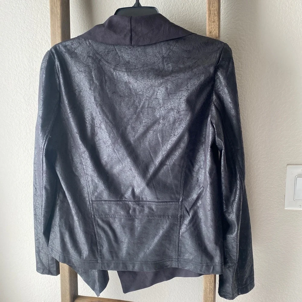 NWOT - Vigoss size small jacket black - Picture 3 of 7